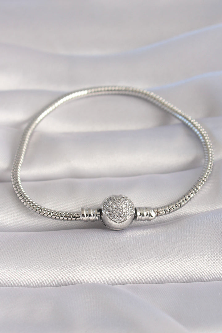 EBJ Rice Silver Color Zircon Stone Heart Detail Charm Model Women's Bracelet - Marana