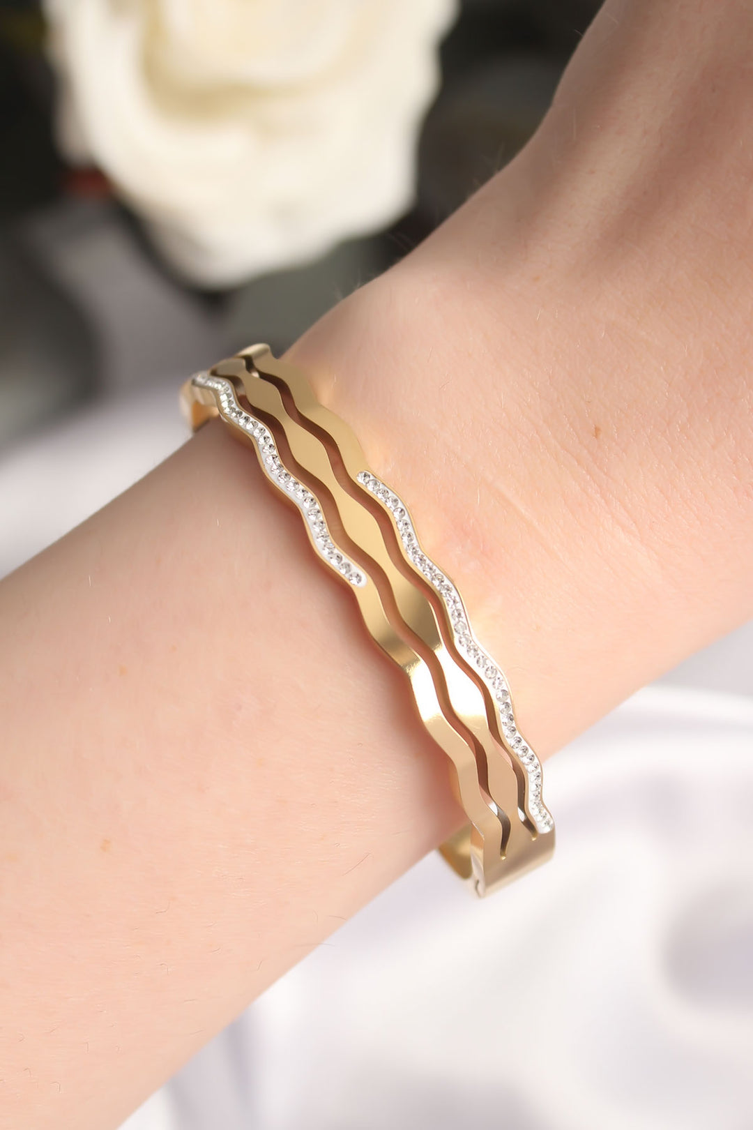 EBJ 316L Stainless Steel Zigzag Pattern Gold Color Women's Cuff Bracelet - Taylor