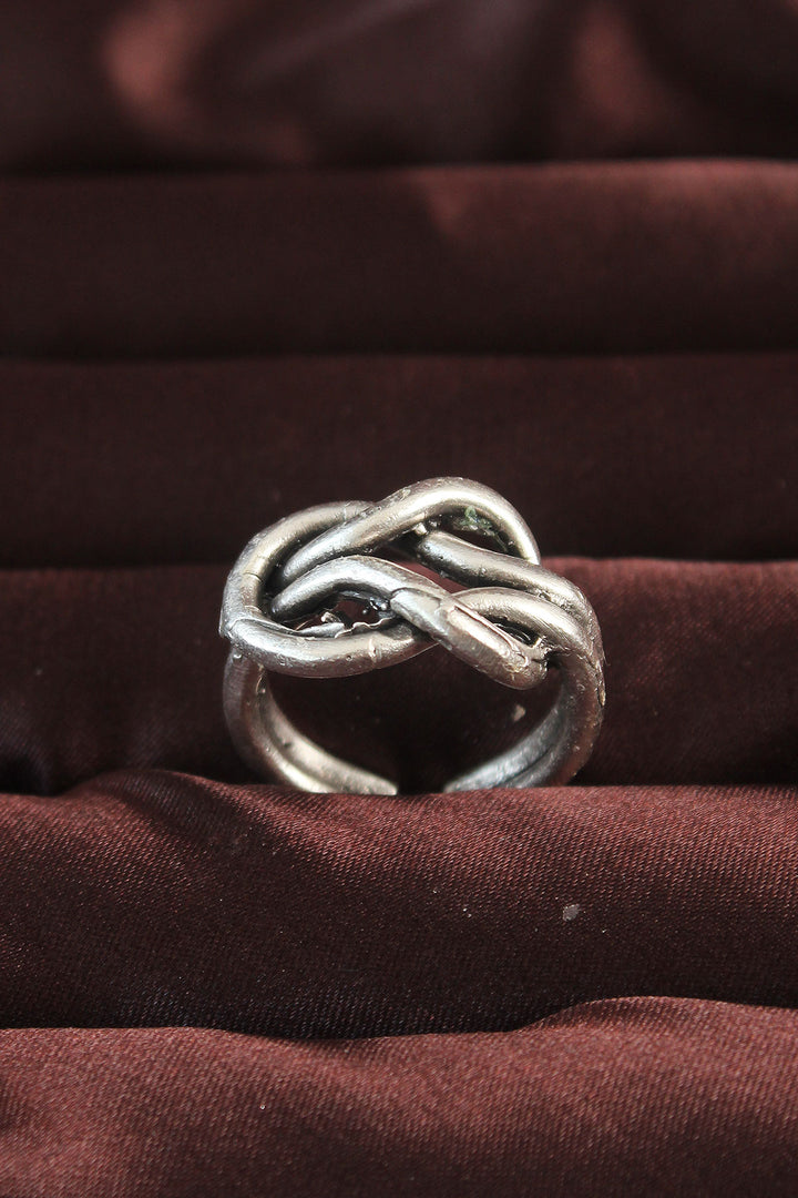 EBJ Silver Color Knot Design Adjustable Men's Ring - Königs Wusterhausen