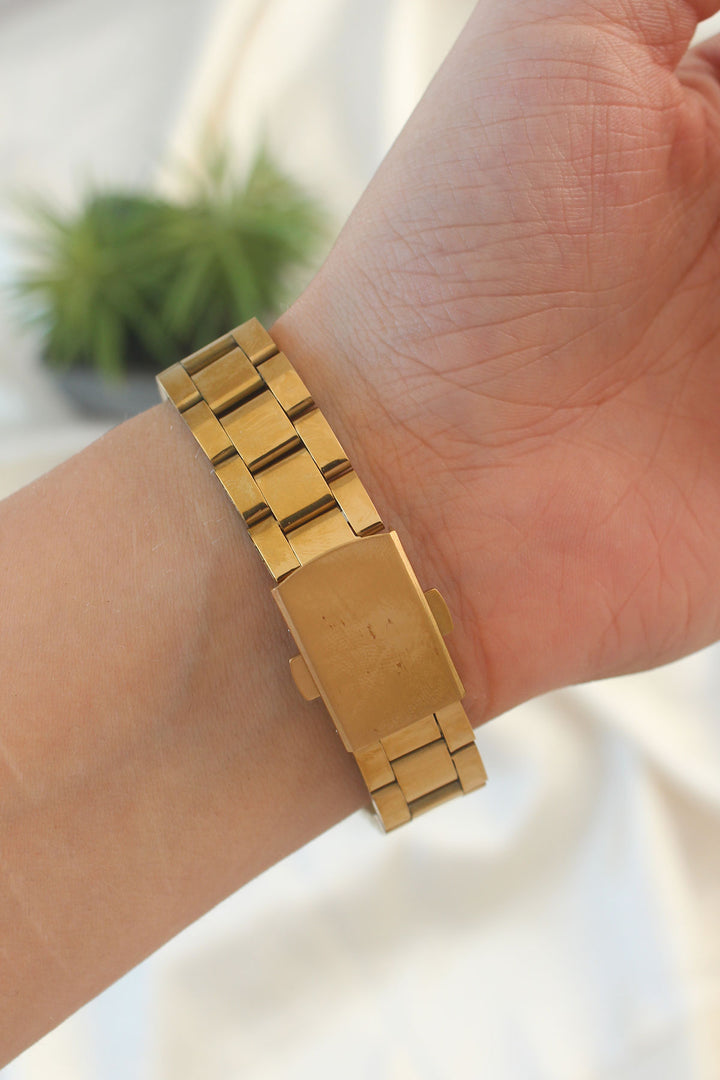 EBJ Gold Color Metal Strap Women's Watch - Thessaloníki