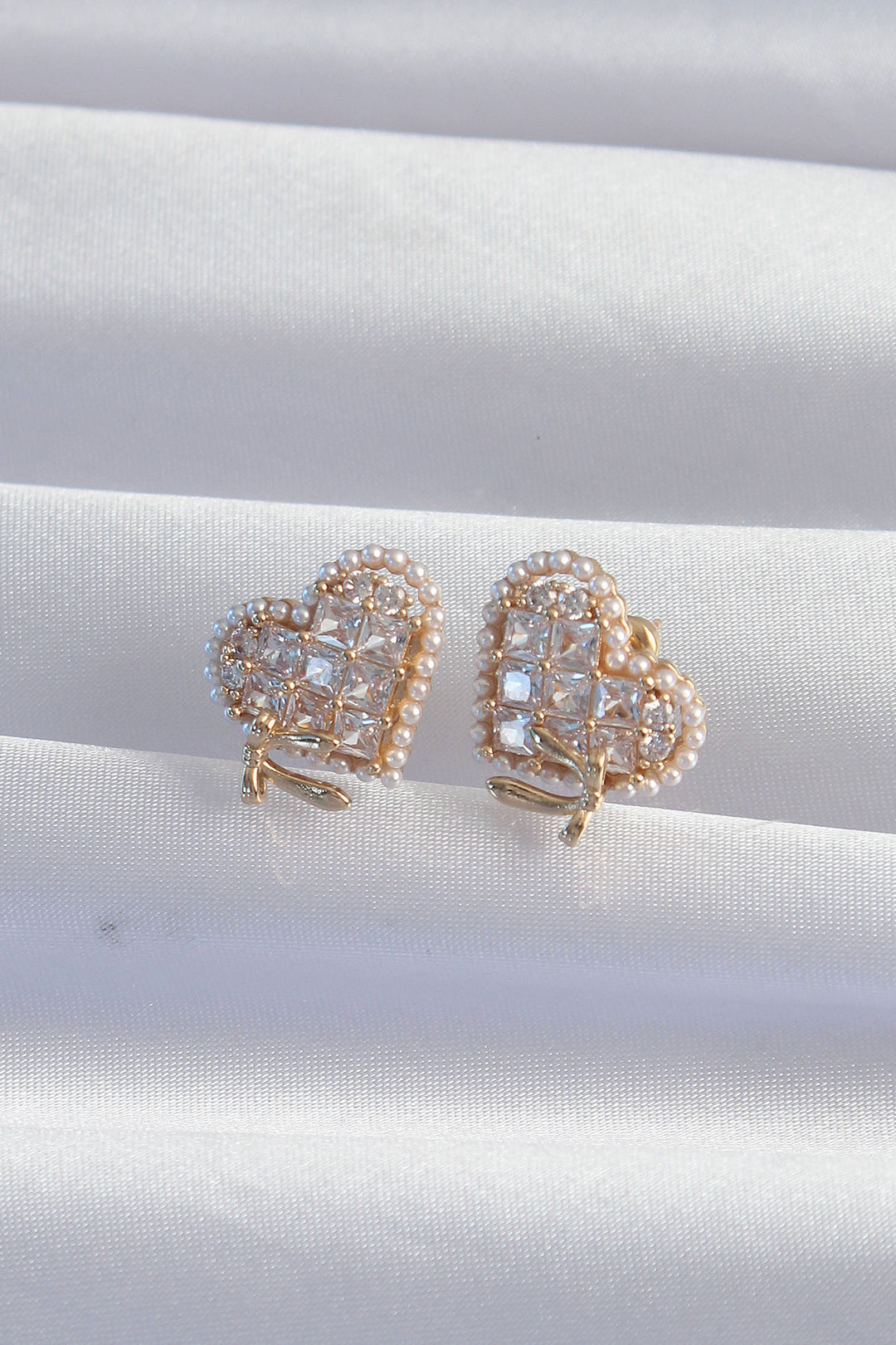 EBJ Rice Gold Color Bow Detail Pearl Zircon Stone Heart Earrings - Boca Raton