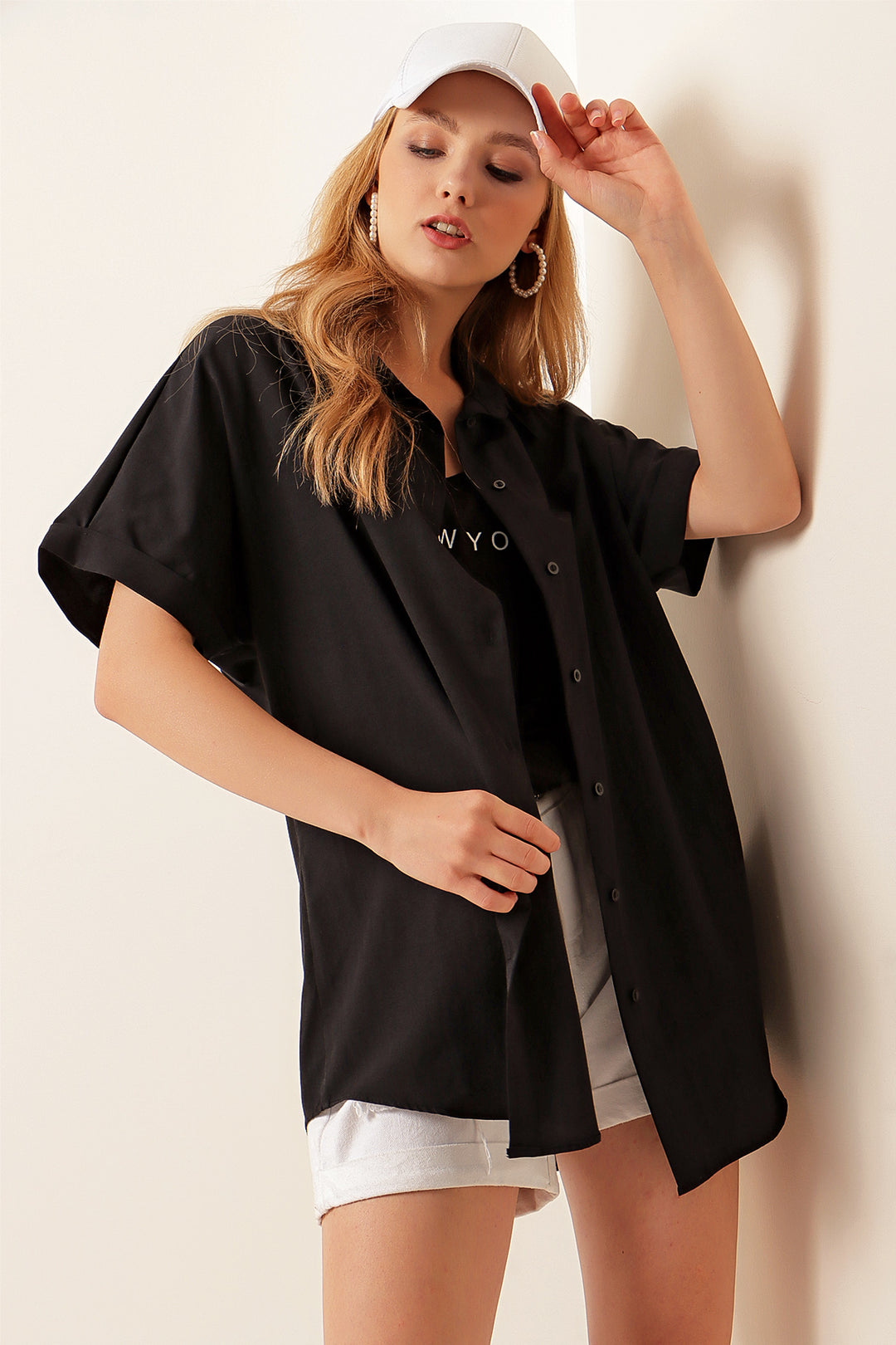 BGD Women Oversized Short Sleeve Shirt - Black - Avondale