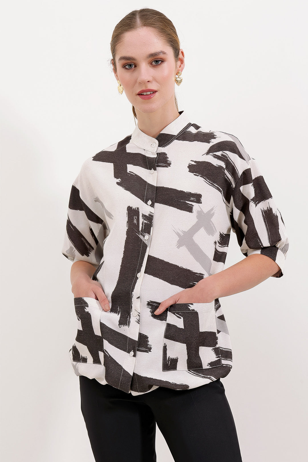 BGD Women Patterned Oversized Shirt - Black - Avondale