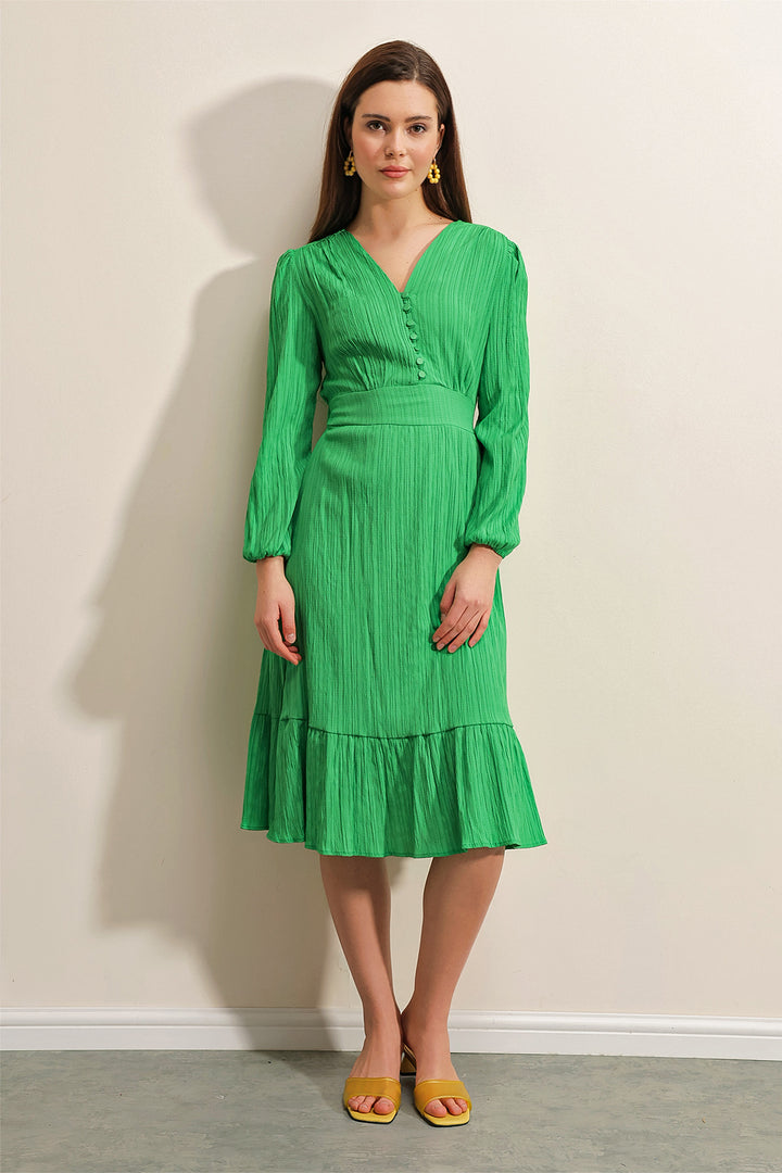 BGD Women Woven Dress with Ruffles - Green - Avondale