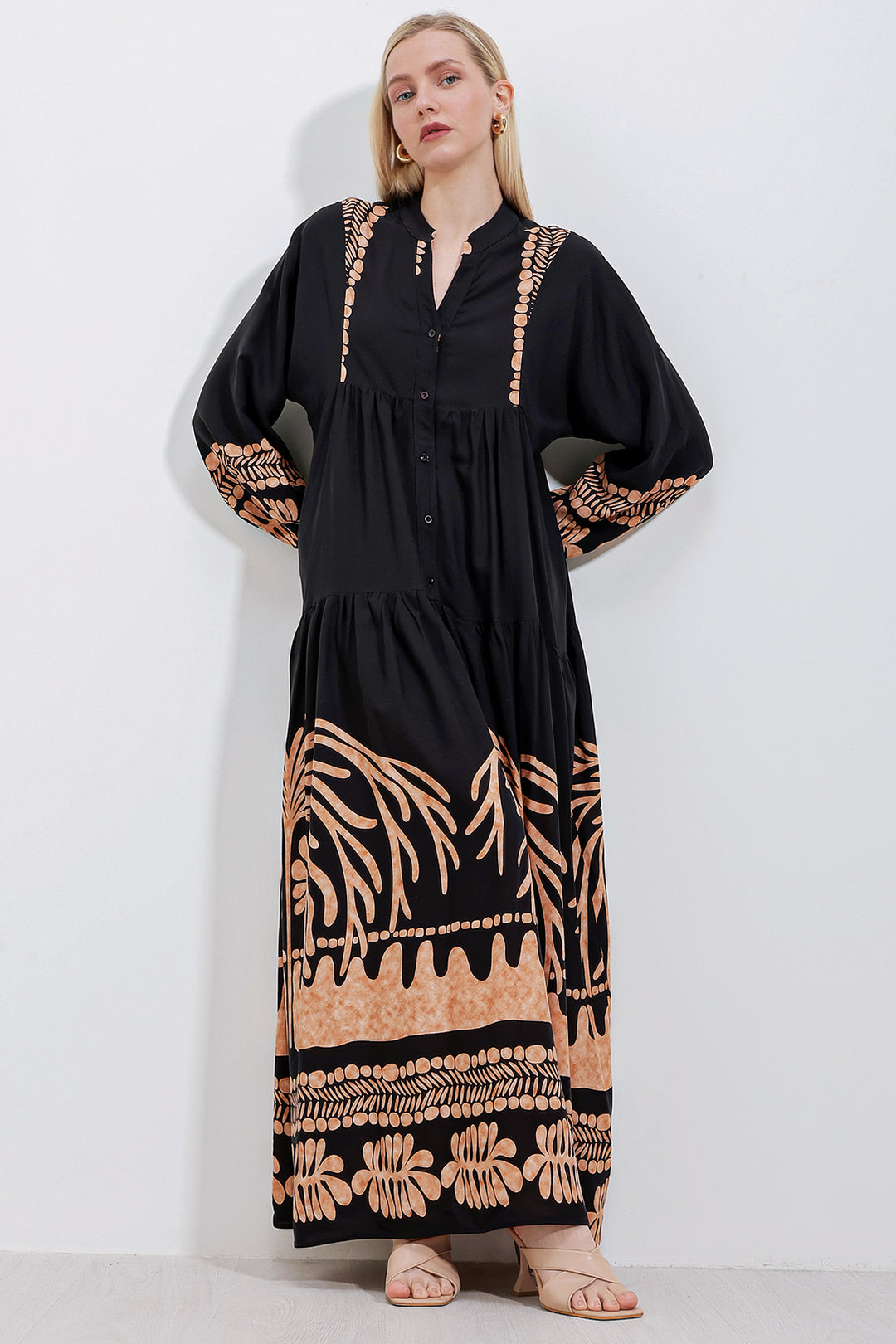 BGD Women Authentic Patterned Dress - Black - Avondale