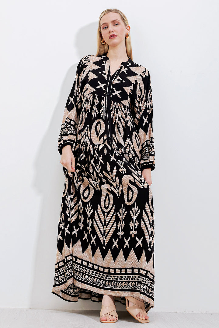 BGD Women Authentic Patterned Dress - Black - Avondale