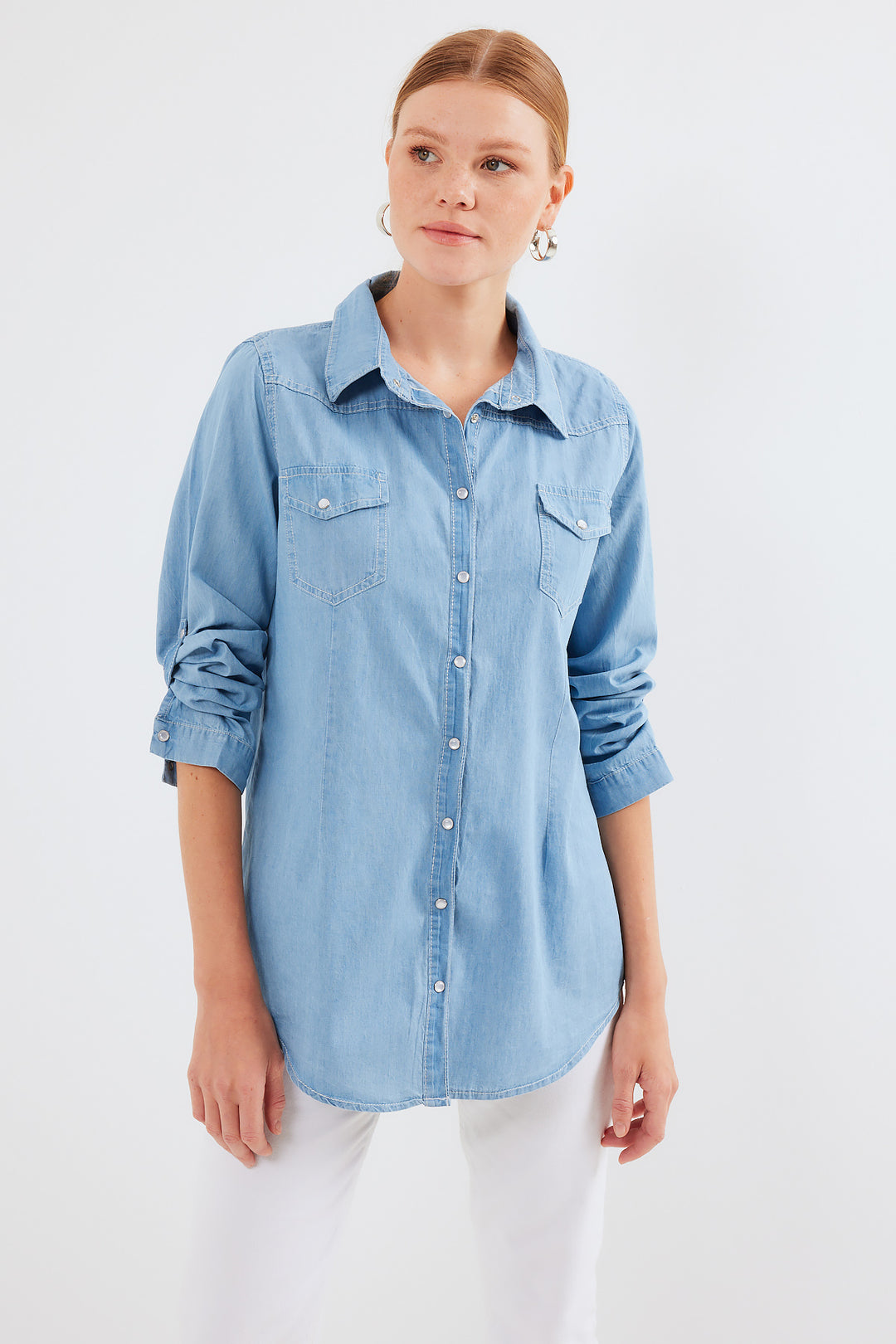 BGD Women DOUBLE POCKET SNAP BUTTON DENIM SHIRT - Blue - Avondale