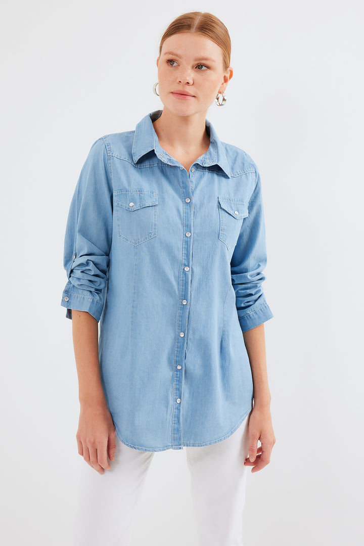 BGD Women DOUBLE POCKET SNAP BUTTON DENIM SHIRT - Blue - Avondale