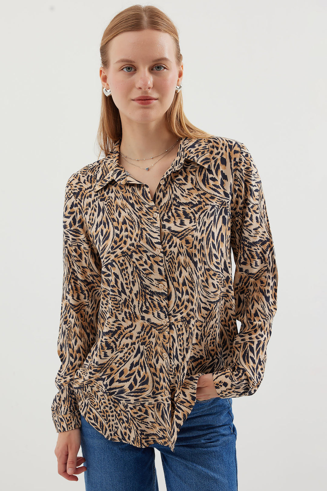 BGD Women Graphic Patterned Shirt - C. Beige - Avondale