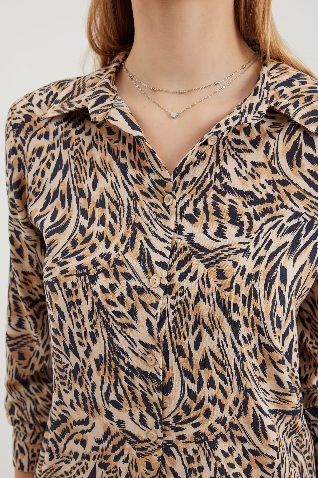 BGD Women Graphic Patterned Shirt - C. Beige - Avondale