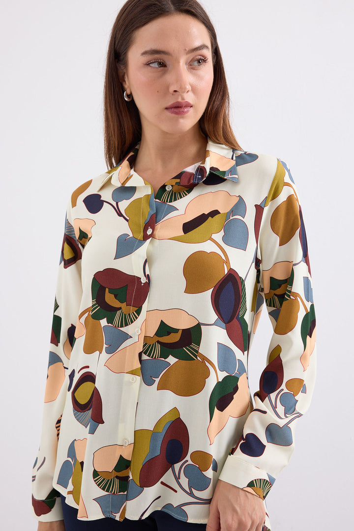 BGD Women Graphic Patterned Shirt - Khaki Beige - Avondale