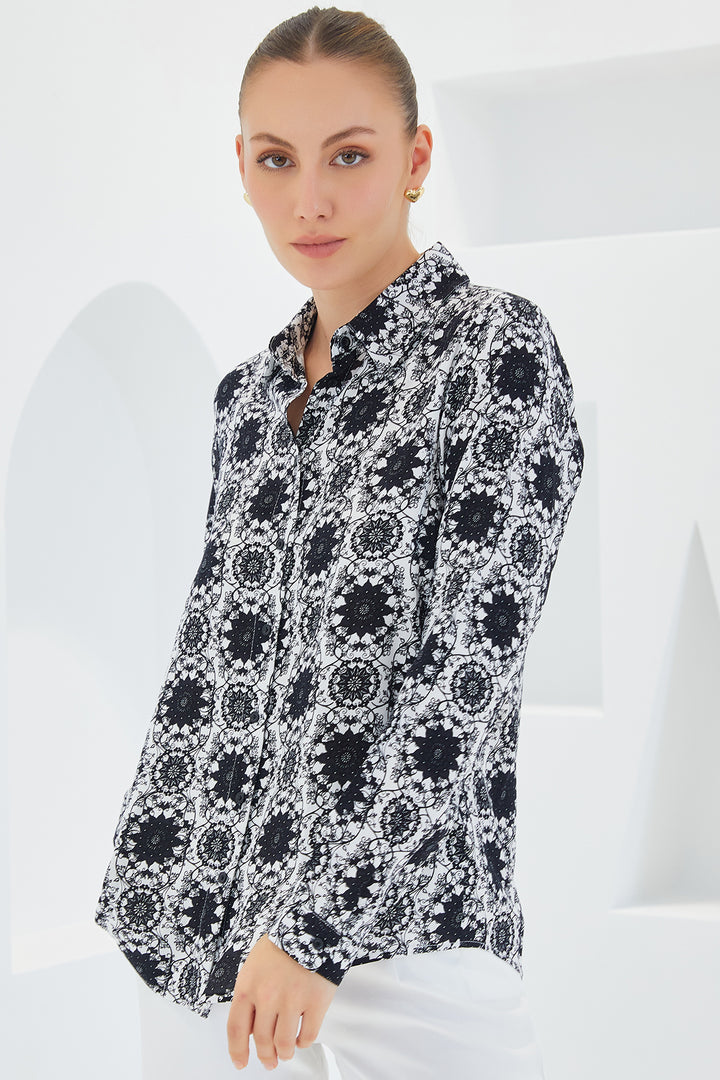 BGD Women Graphic Patterned Shirt - Black - Avondale