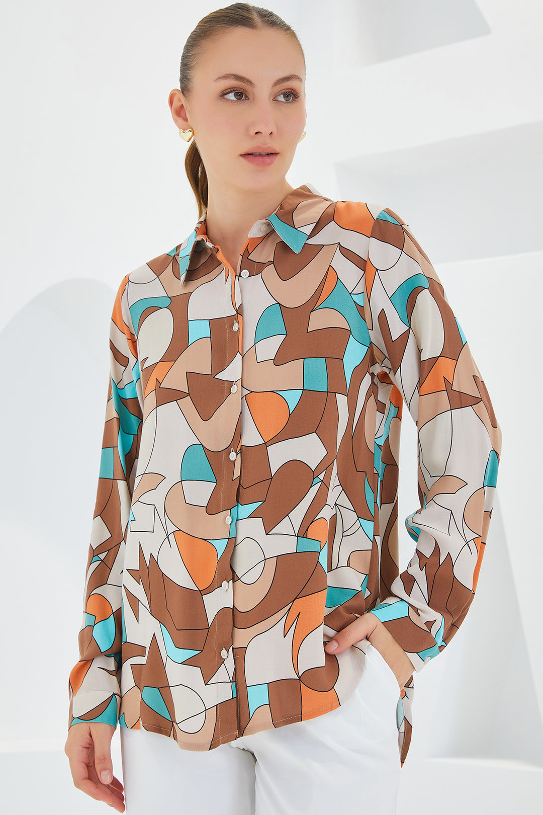 BGD Women Graphic Patterned Shirt - Milky Coffee - Avondale