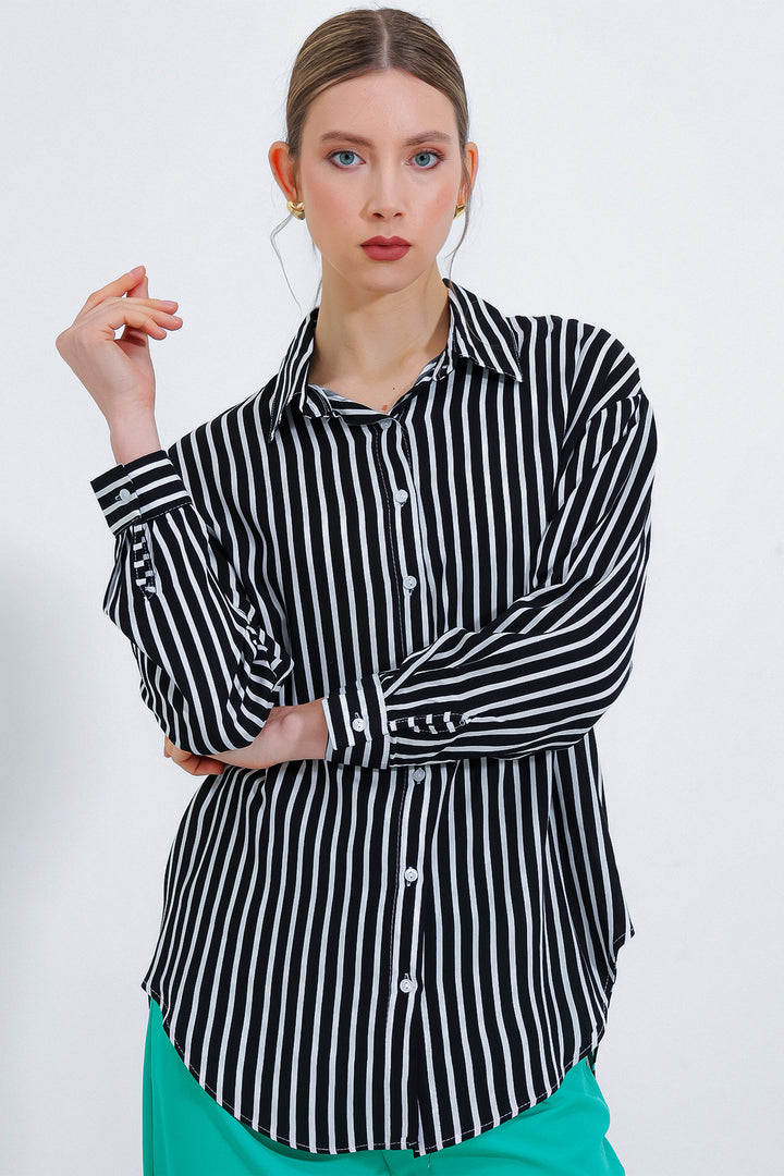 BGD Women Woman Black and White Oversized Striped Viscose Shirt 3900 - Avondale