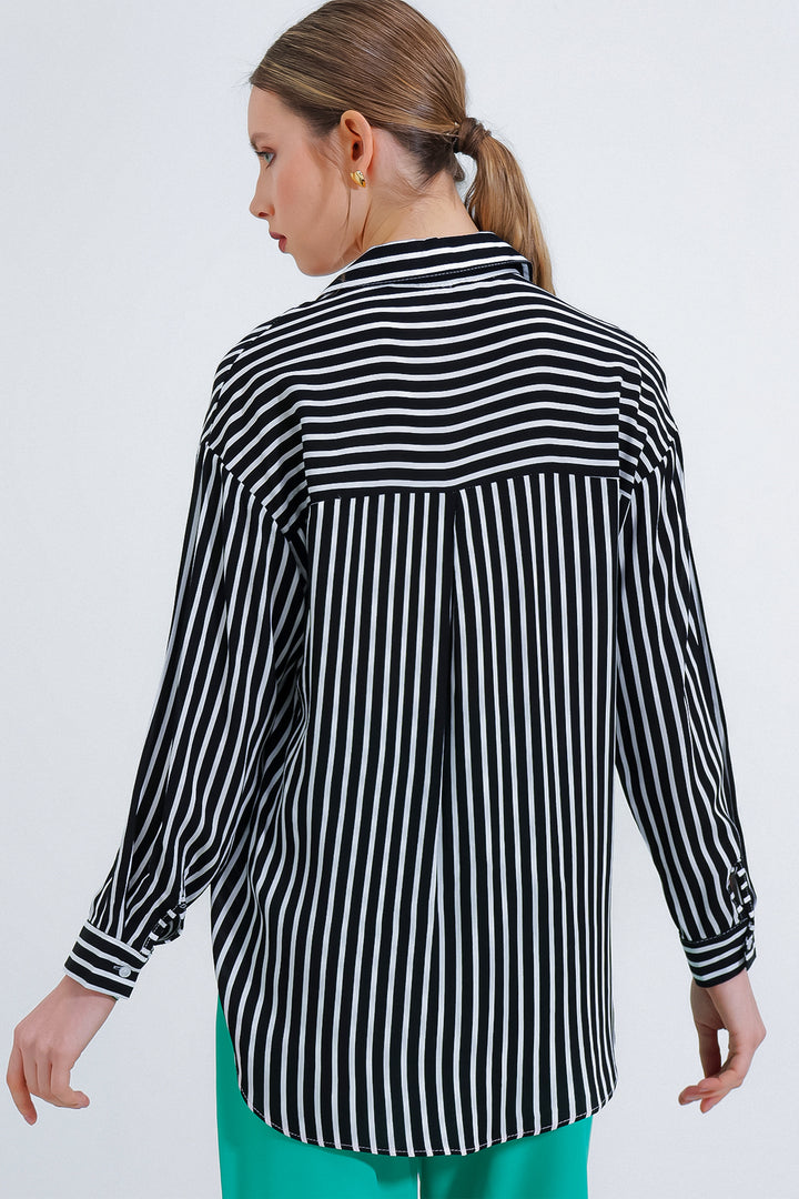 BGD Women Woman Black and White Oversized Striped Viscose Shirt 3900 - Avondale