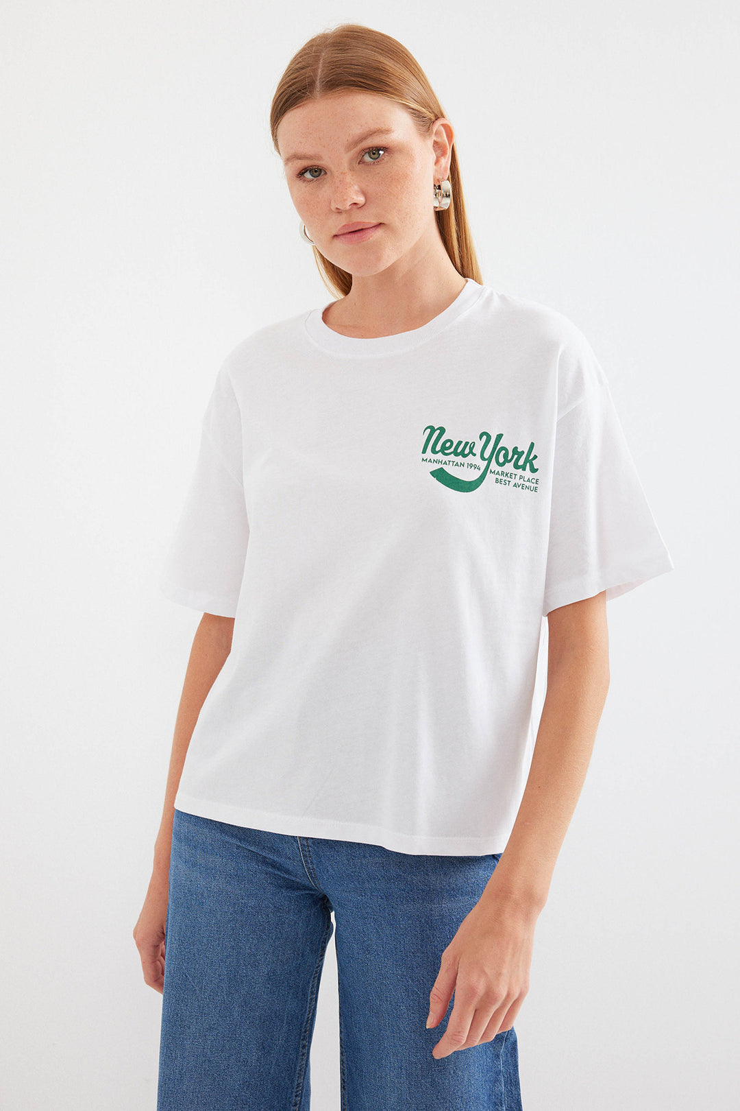 BGD Women Printed Basic T-shirt - White - Avondale