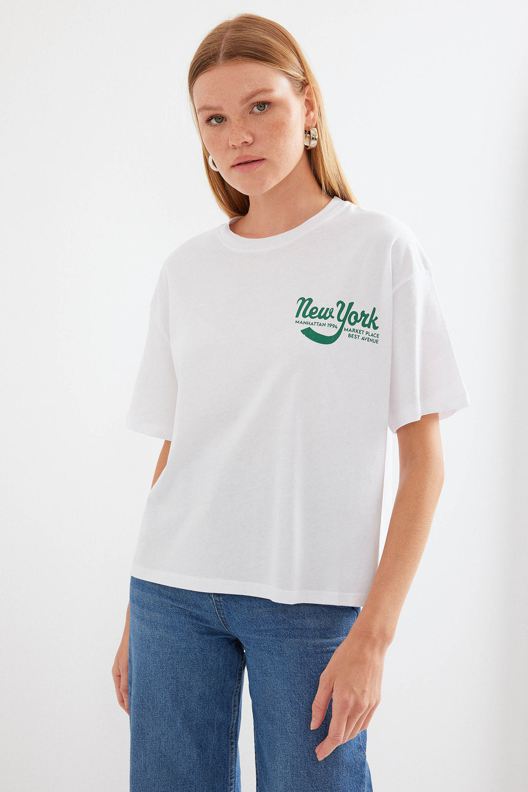 BGD Women Printed Basic T-shirt - White - Avondale