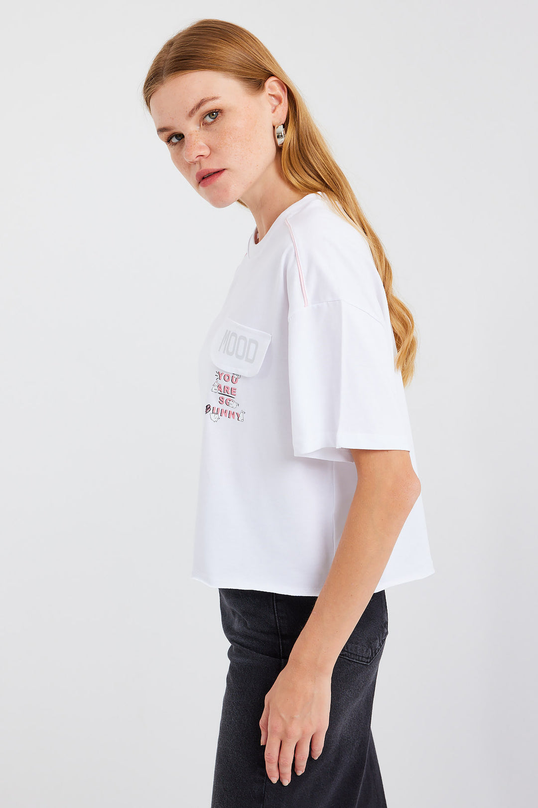 BGD Women Mobile Detailed Oversized T-shirt - White - Avondale