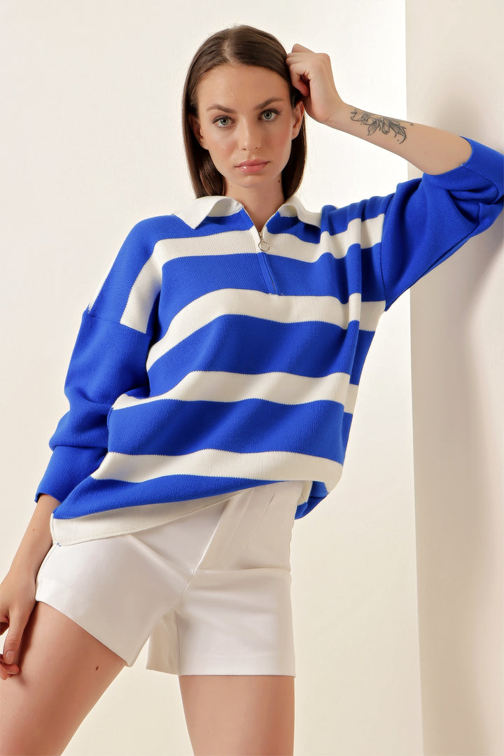 BGD Women Striped Oversized Sweater - Saks - Avondale