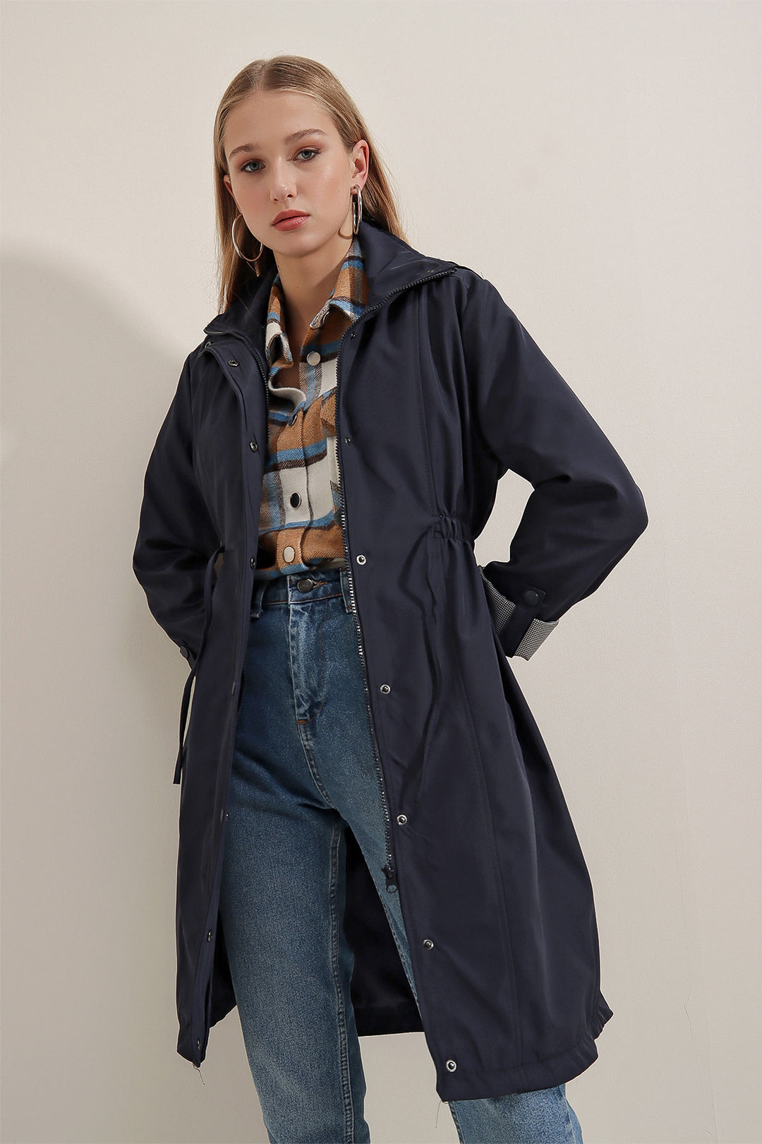 BGD Women Belted Trench Coat - Navy - Avondale