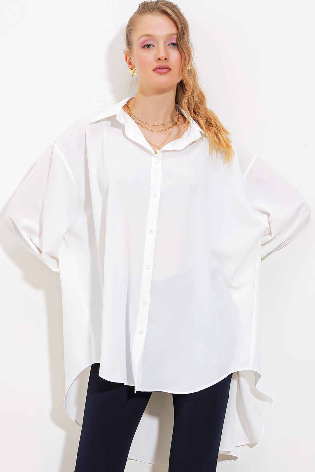 BGD Women Oversized Shirt Tunic - White - Avondale