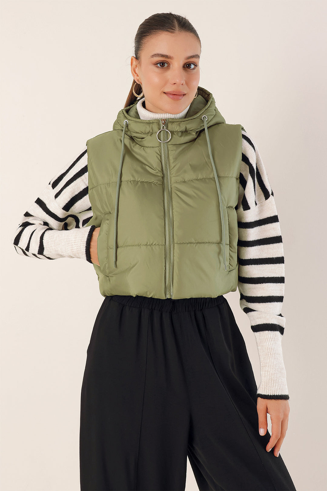 BGD Women Cropped Puffer Vest - Khaki - Avondale