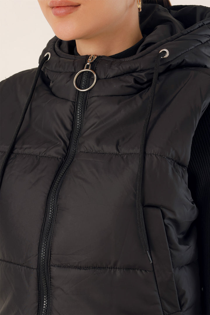 BGD Women Crop Puffer Vest - Black - Avondale