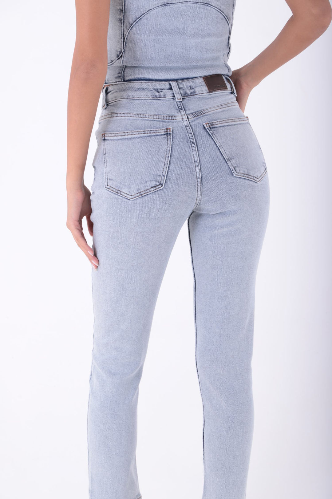 XLJ High Waisted and Ripped Jean Mixed - Lviv