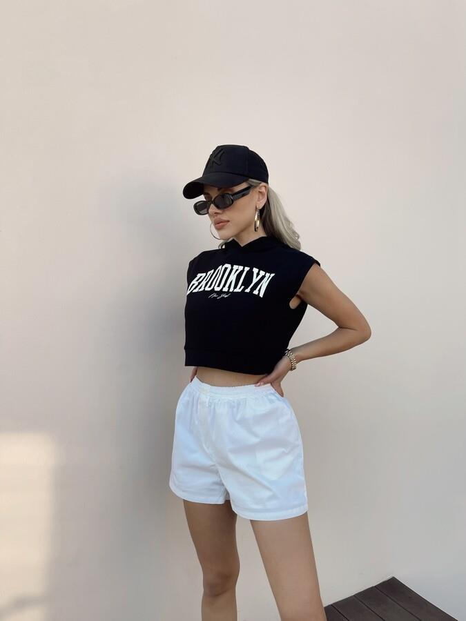 HLLY Women Brooklyn Sweat Black - Vyshneve