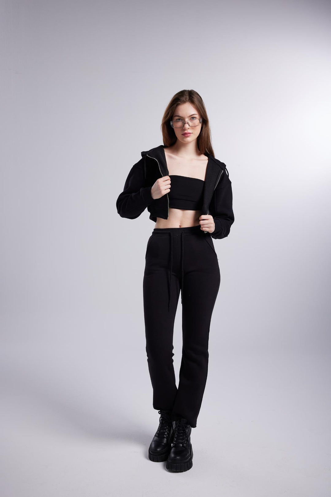 HLLY Women Lirola Sweater Black - Kamianske