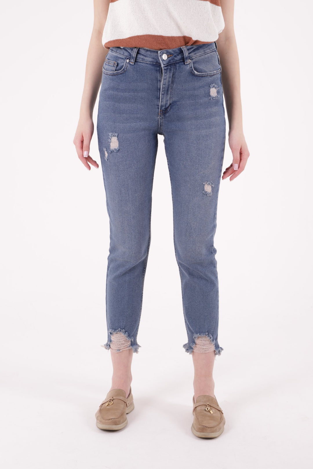 XLJ High Waisted Mom Fit Ankle Length Jean with Ripped Finish Mixed - Oss