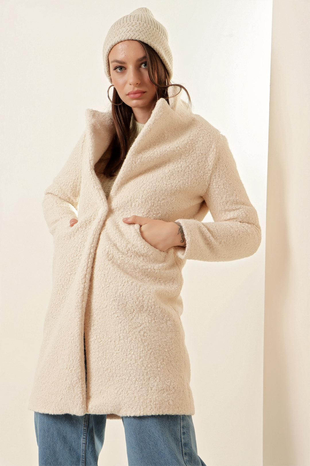 BGD Women Oversized Coat - Ecru - Avondale