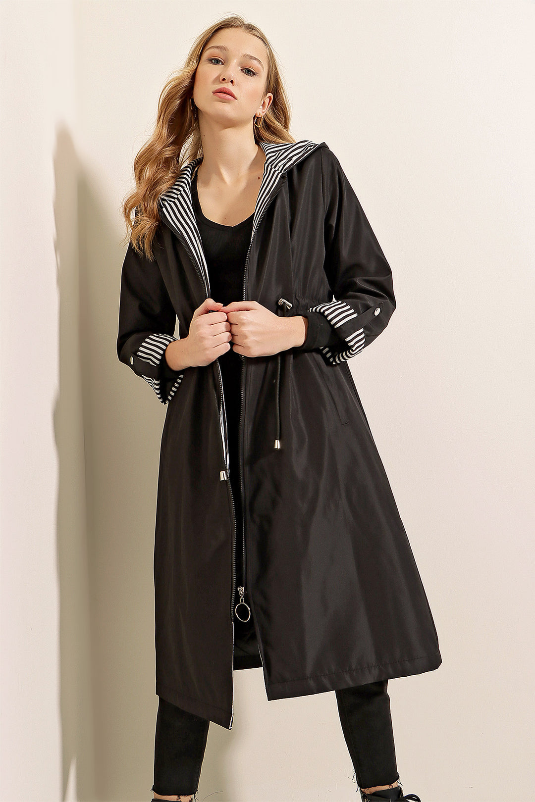 BGD Women Waist Gathered Hooded Trench Coat - Black - Avondale