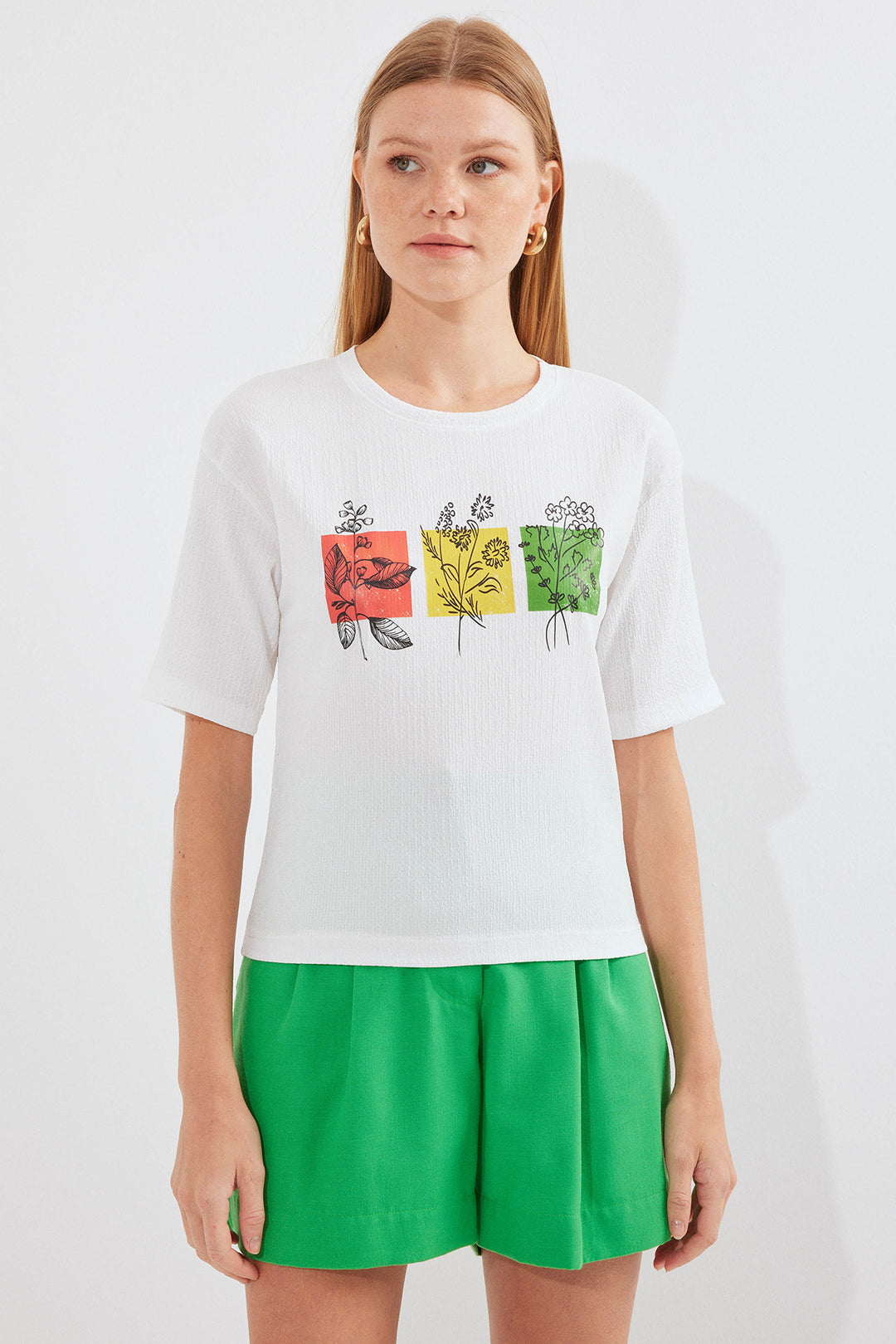 BGD Women Printed Knit Basic T-shirt - White - Avondale