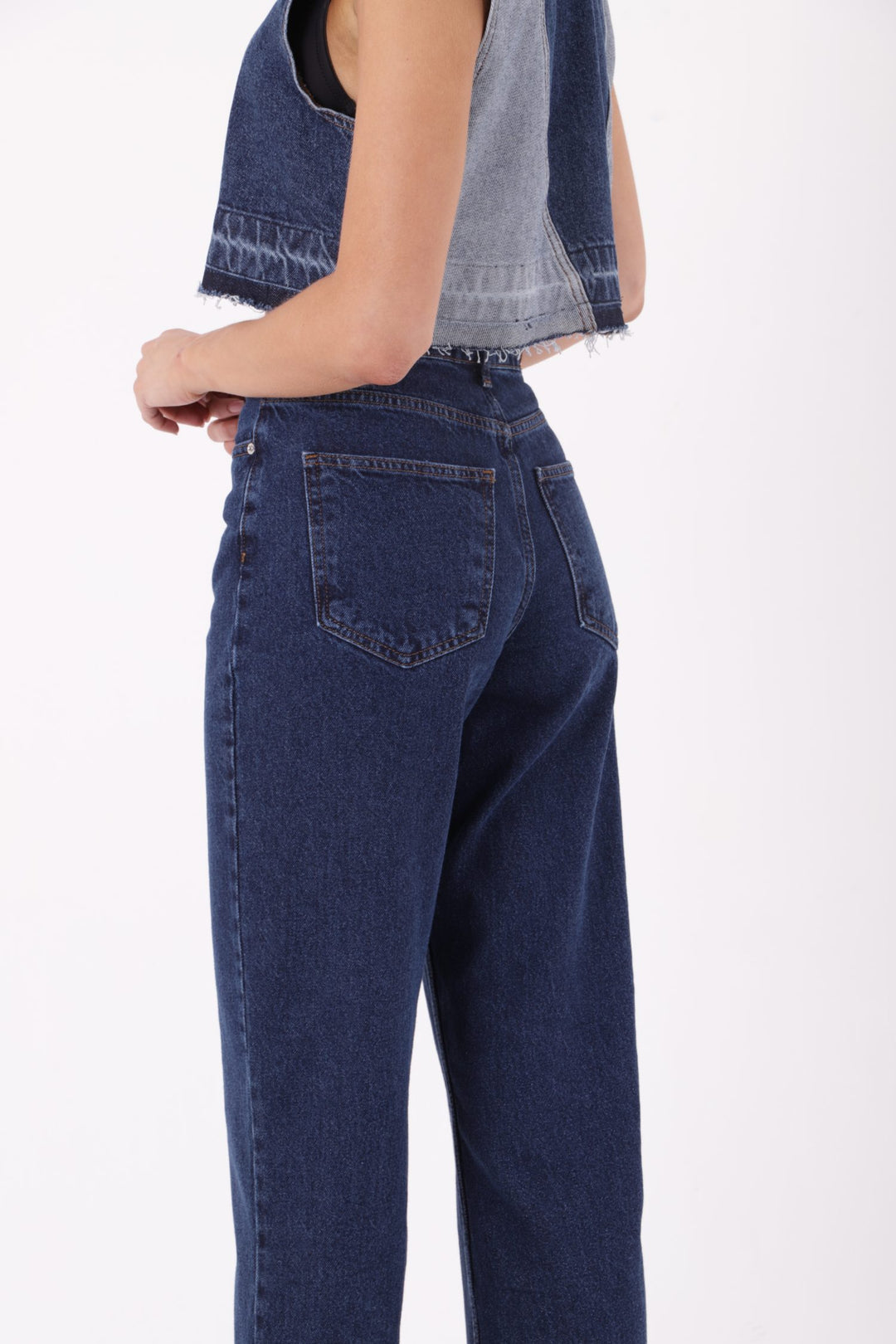 XLJ Stove Pipe Leg High Waisted Relaxed Jean with Slit at Finish Mixed - Burleson