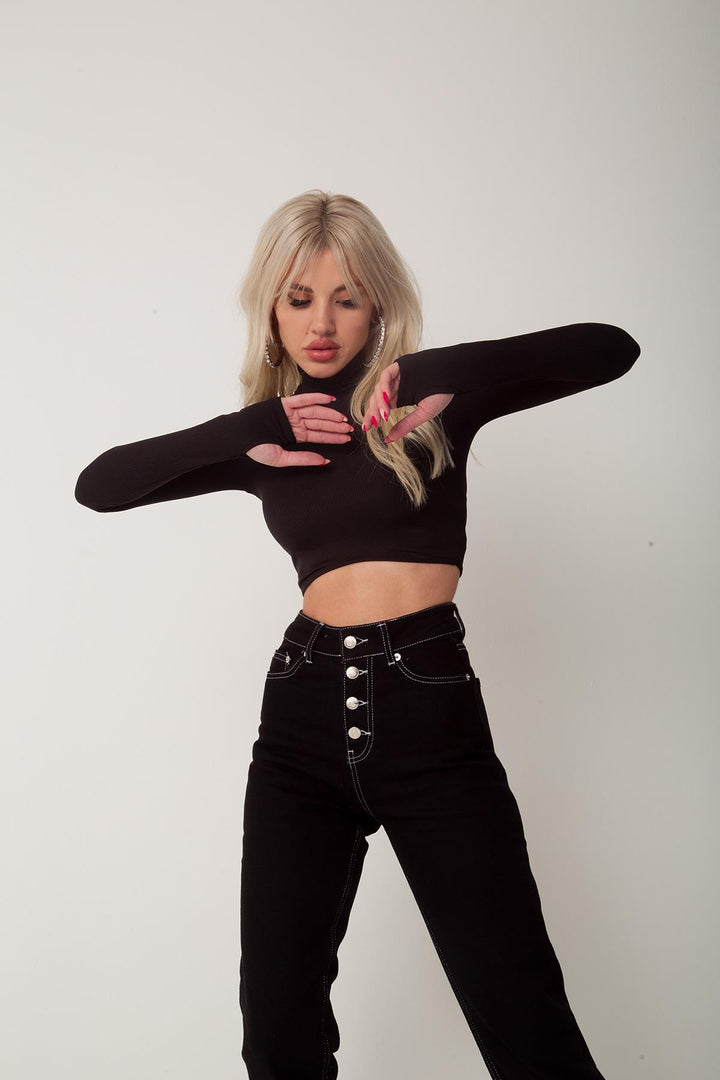 HLLY Women Prix Crop Black - جورجينا