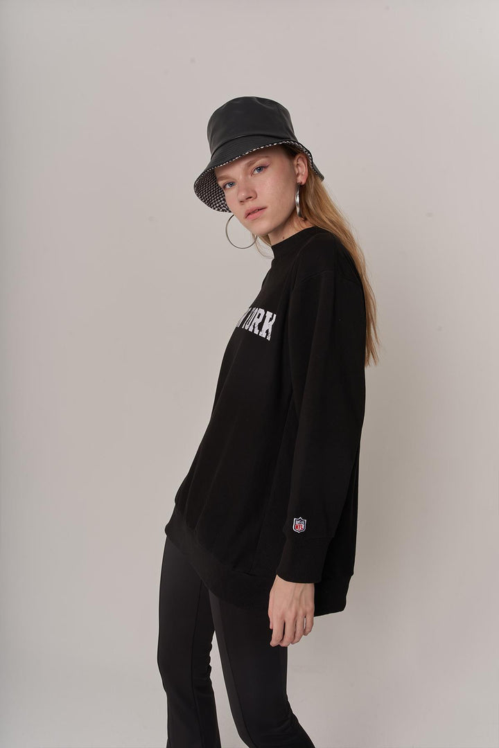 HLLY Women NWY Sweatshirt Black - Jiquílpan de Juárez