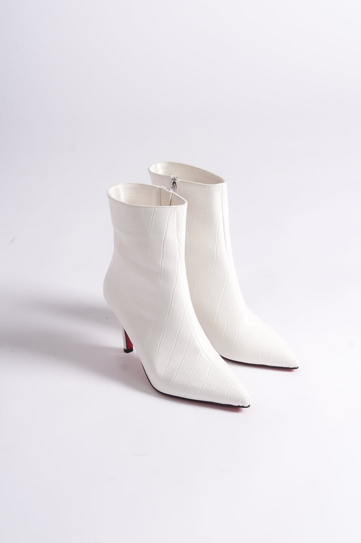 DSM Luna white leather heeled women's boots - Commerce City