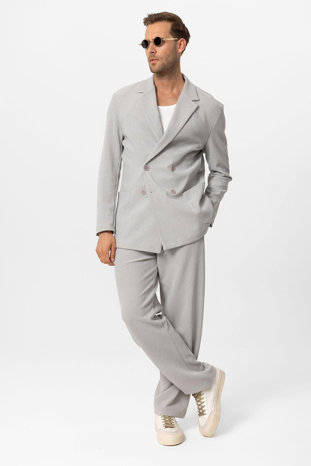 ANT Double-breasted Closure Relax Fit Men's Suit - West Sacramento