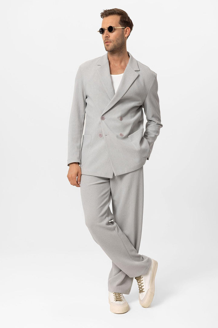 ANT Double-breasted Closure Relax Fit Men's Suit - West Sacramento