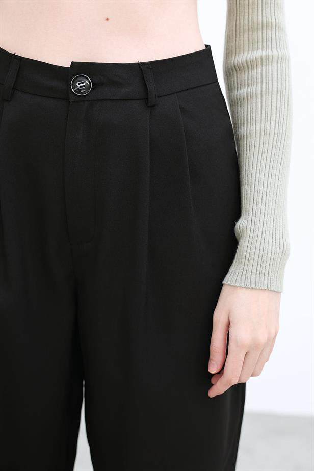 RYN TROUSERS - Black - Lake Stevens