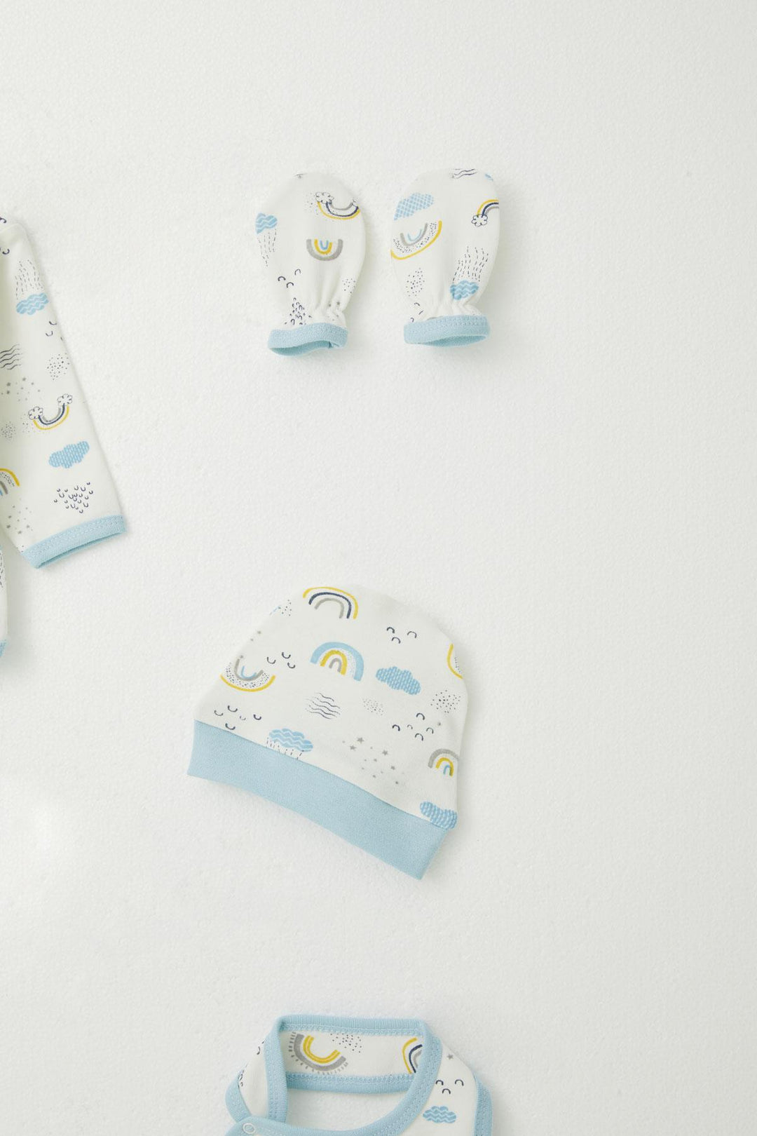 BRE Breeze Baby Boy Hospital Outfit 5 Piece Sky Themed 0-3 Months, White - Dundalk