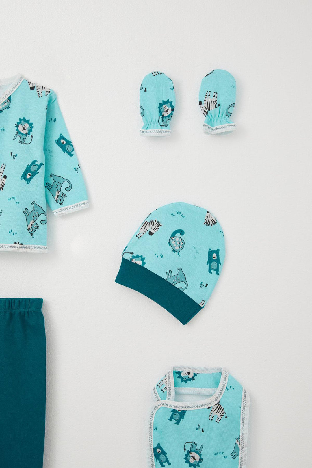 BRE Breeze Baby Boy Hospital Outfit 5-Piece Cute Animals Patterned 0-3 Months, Blue - Alhaurín de la Torre