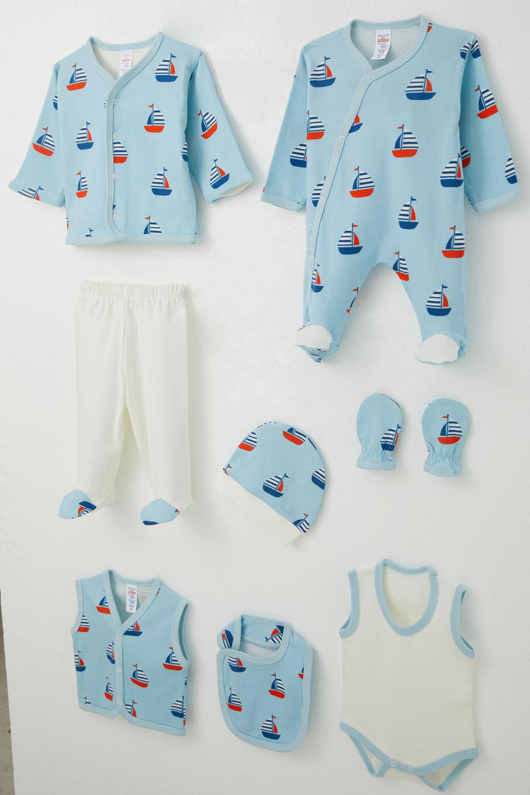 BRE Breeze Baby Boy Hospital Outfit 8 Piece Sailboat Pattern 0-3 Months, Light Blue - Manteca