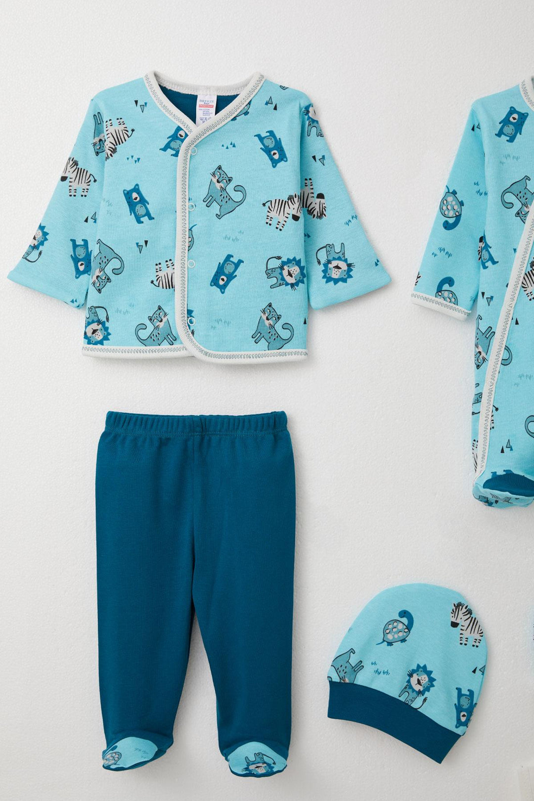 BRE Breeze Baby Boy Hospital Outfit 8 Pieces Cute Animals Patterned 0-3 Months, Blue - Cuernavaca