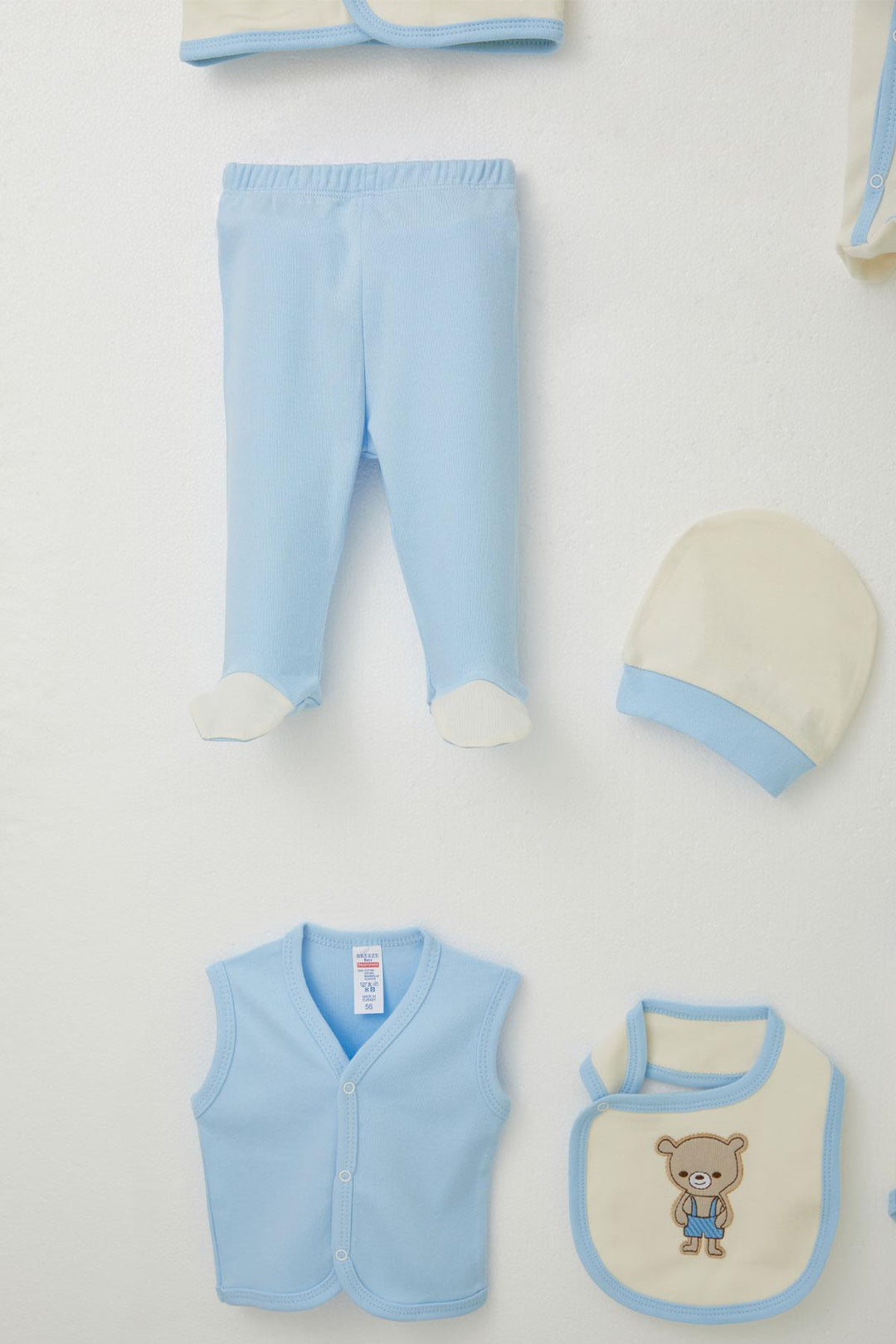 BRE Breeze Baby Boy Hospital Outfit 8-Piece with Cute Bear Embroidery 0-3 Months, Cream - Pordenone