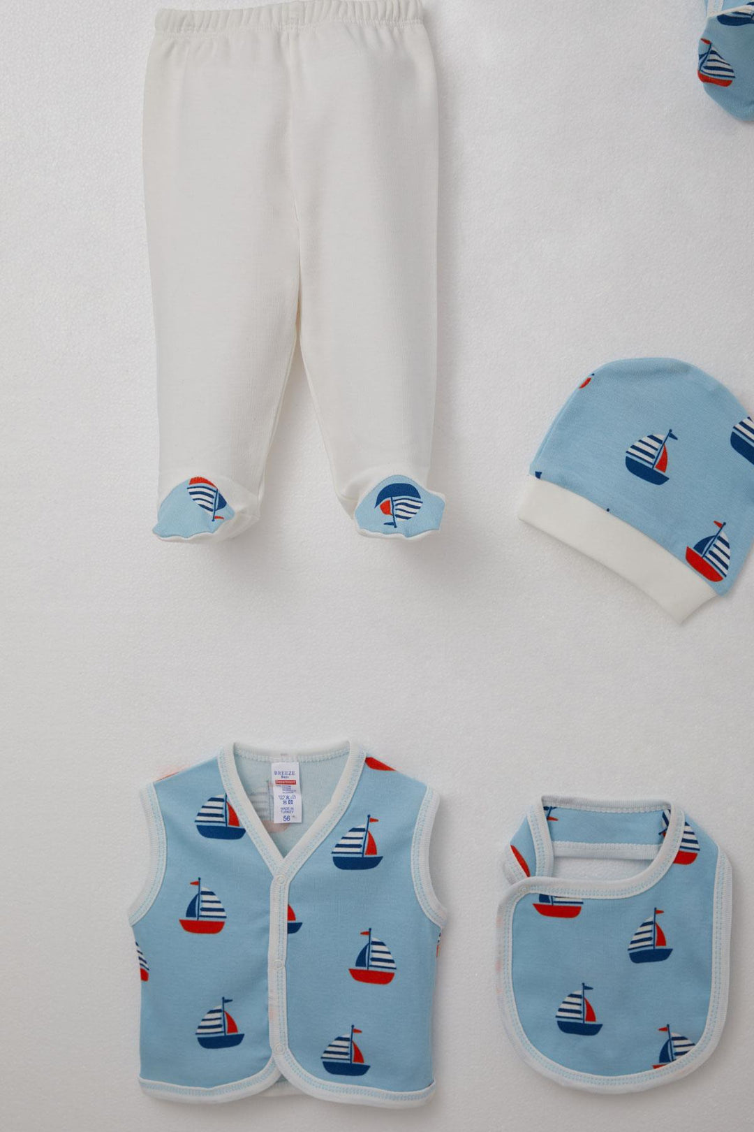 BRE Breeze Baby Boy Hospital Outfit 8 Piece Sailboat Pattern 0-3 Months, Light Blue - Vienna