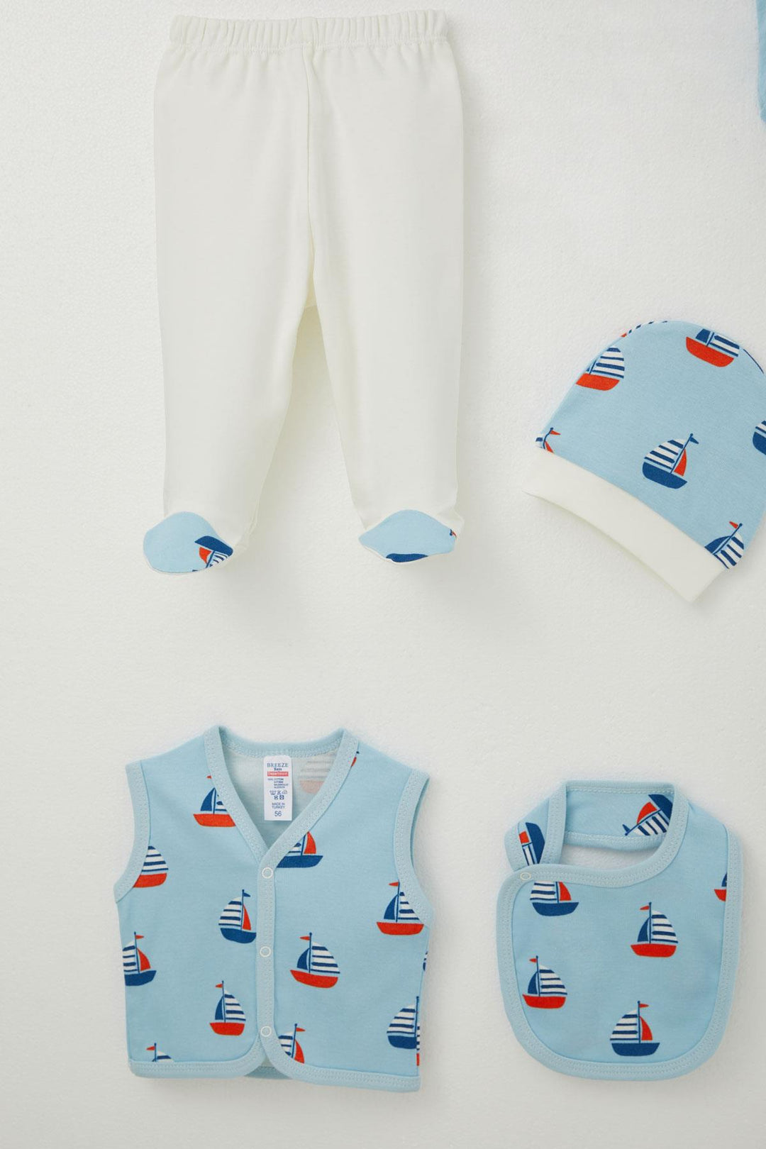 BRE Breeze Baby Boy Hospital Outfit 8 Piece Sailboat Pattern 0-3 Months, Light Blue - Manteca