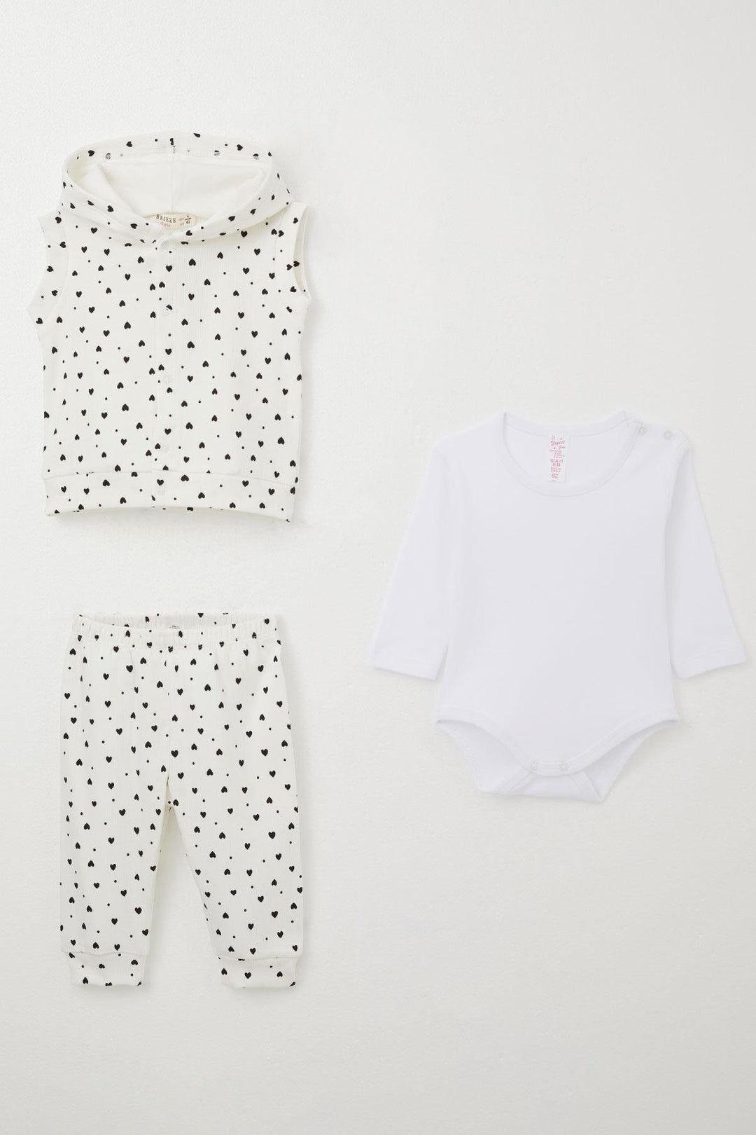 BRE Breeze Baby Girl Bodysuit 3-Piece Set with Tiny Heart Pattern, White, 4 Months Year - Woodbury