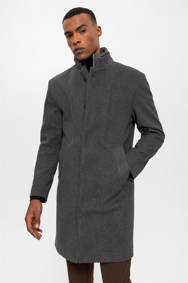 ANT High Collar Men's Coat with Hidden Button Detail - Coatepec Harinas